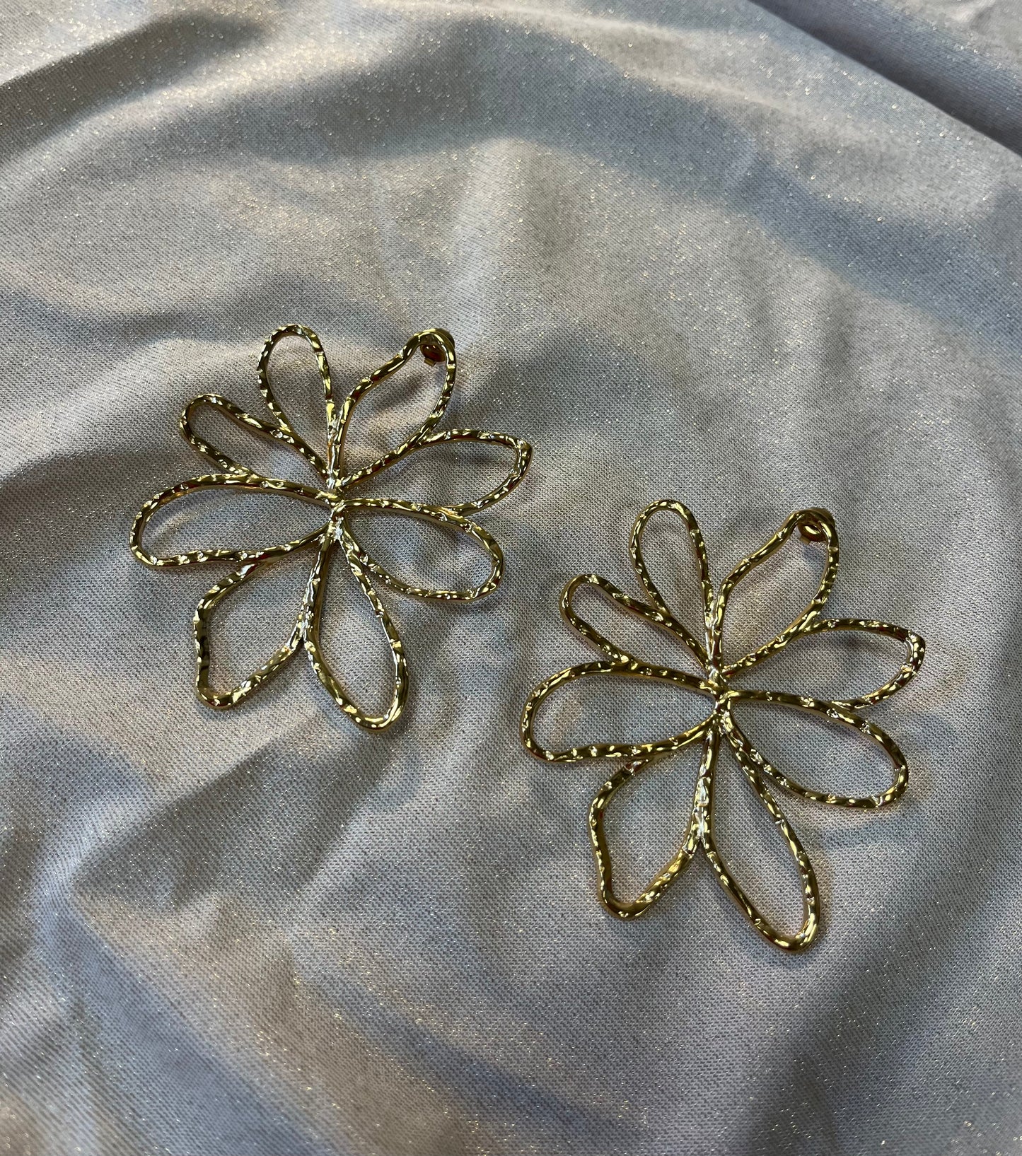 Pendientes Flora