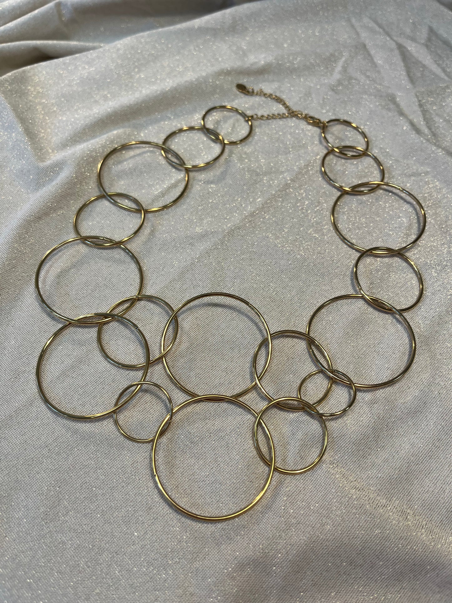 Collar String
