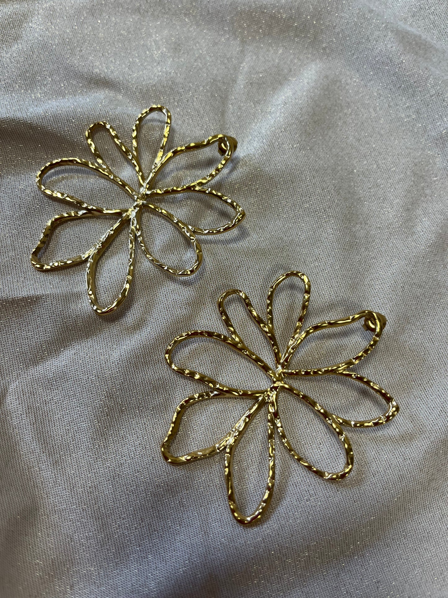 Pendientes Flora